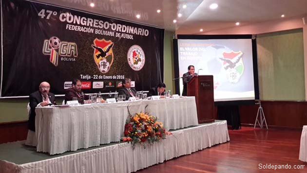 Con incidentes propios de la crisis global del fútbol, este 22 de enero se celebró en Tarija el 47º Congreso Ordinario de la Federación Boliviana de Fútbol, eligiendo como su presidente al dirigente cochabambino Rolando López Herbas. | Foto FBF