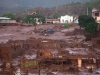 La localidad de Bento Rodrigues, en el municipio de Mariana, cerca a la ciudad de Belo Horizonte, capital del Estado de Minas Gerais, ha quedado completamente inundada por el barro tóxico de una mina de hierro cuyo embalse de desechos colapsó. | Foto EFE