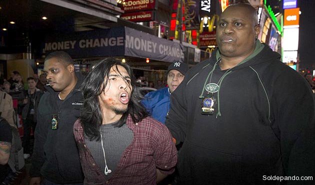 El líder comunitario enfrenta su cuarto arresto policial desde el 2012, a causa de su compromiso libertario. | Foto AP