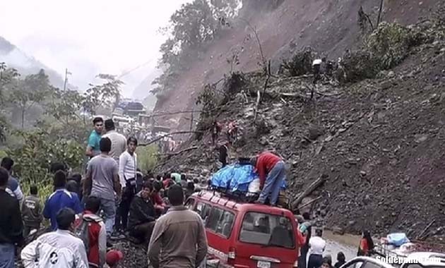 Desastre en el camino Desastre en el camino