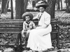 En su emancipación social, las mujeres bolivianas lucharon por mejor educación para sus hijos y seguridad para sus familias. | Foto Archivo Rodolfo Torrico Zamudio