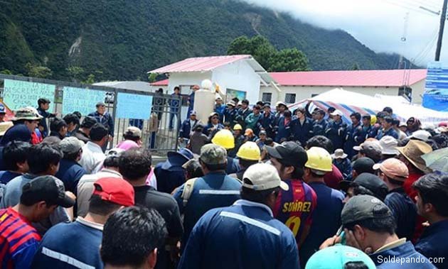 Los trabajadores de la Hidroeléctrica San José, en el municipio de Colomi, también se movilizaron contra los abusos de Sinohydro. | Foto Los Tiempos