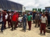 El 10 de noviembre del 2015 los obreros paralizaron obras y bloquearon las maquinarias de la empresa china sobre la carretera en construcción. | Foto Los Tiempos