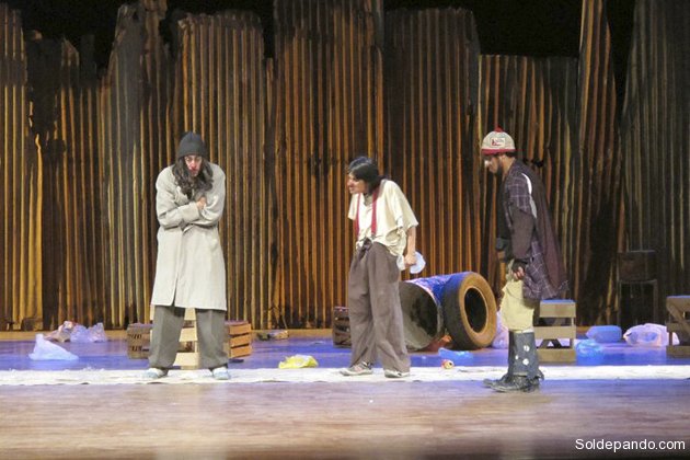 Escuela Nacional de Teatro Hombres Nuevos | Santa Cruz - Bolivia | Foto almazen.biz