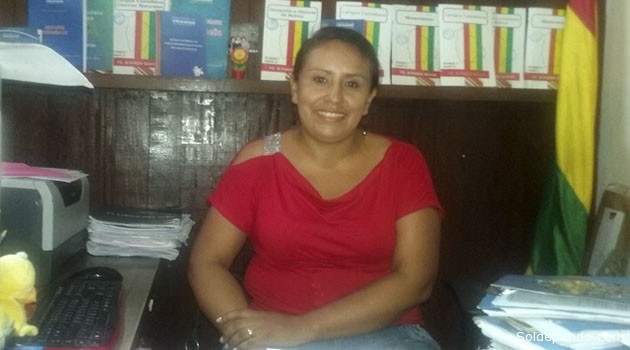 la responsable en Pando del Programa de Post Alfabetización del Ministerio de Educación, Ximena Gómez López. | Foto Wlsson Asturizaga