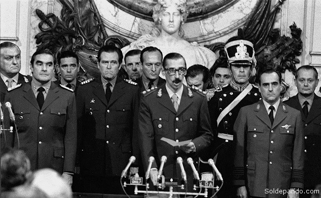 El golpe de estado del 24 de marzo de 1976 en el que Videla derrocó a Isabel Perón e inició una de las más crueles dictaduras suramericanas. |Foto Archivo